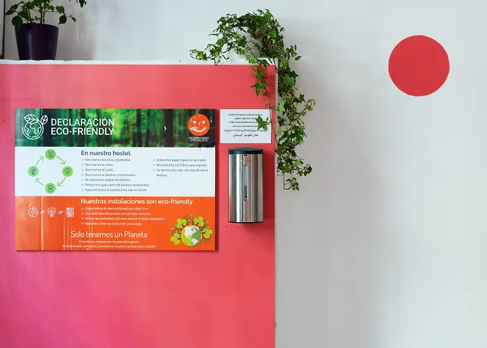 Red Nest Valencia