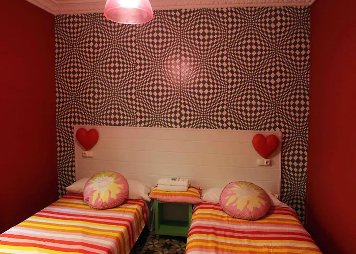 Red Nest Valencia