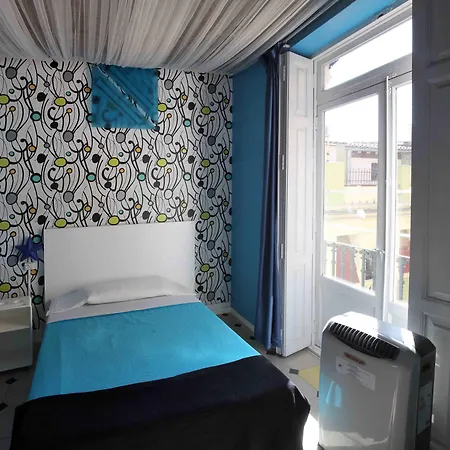 Hostel Red Nest Valencia