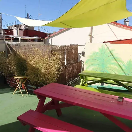 Red Nest Hostel
