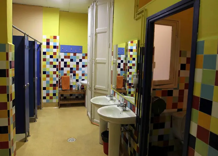 Red Nest Hostel Valencia