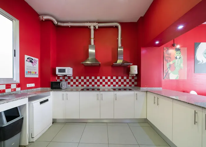 Red Nest *
