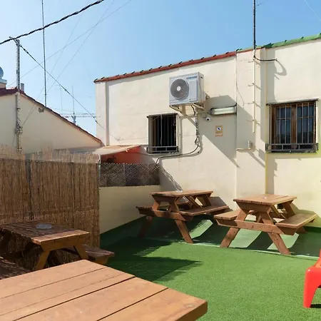 Hostal Red Nest