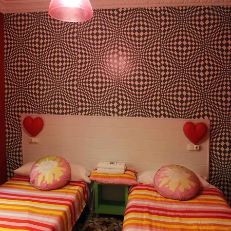 Red Nest Walencja
