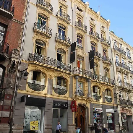 Red Nest Valencia