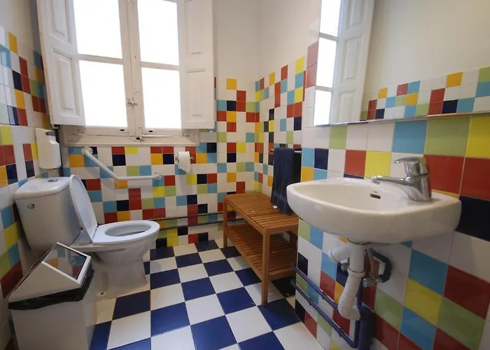 Red Nest * Валенсия