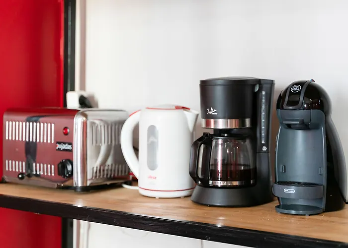 Red Nest Хостел *