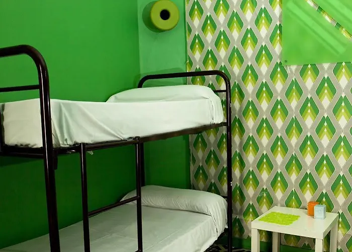 Red Nest * Валенсия